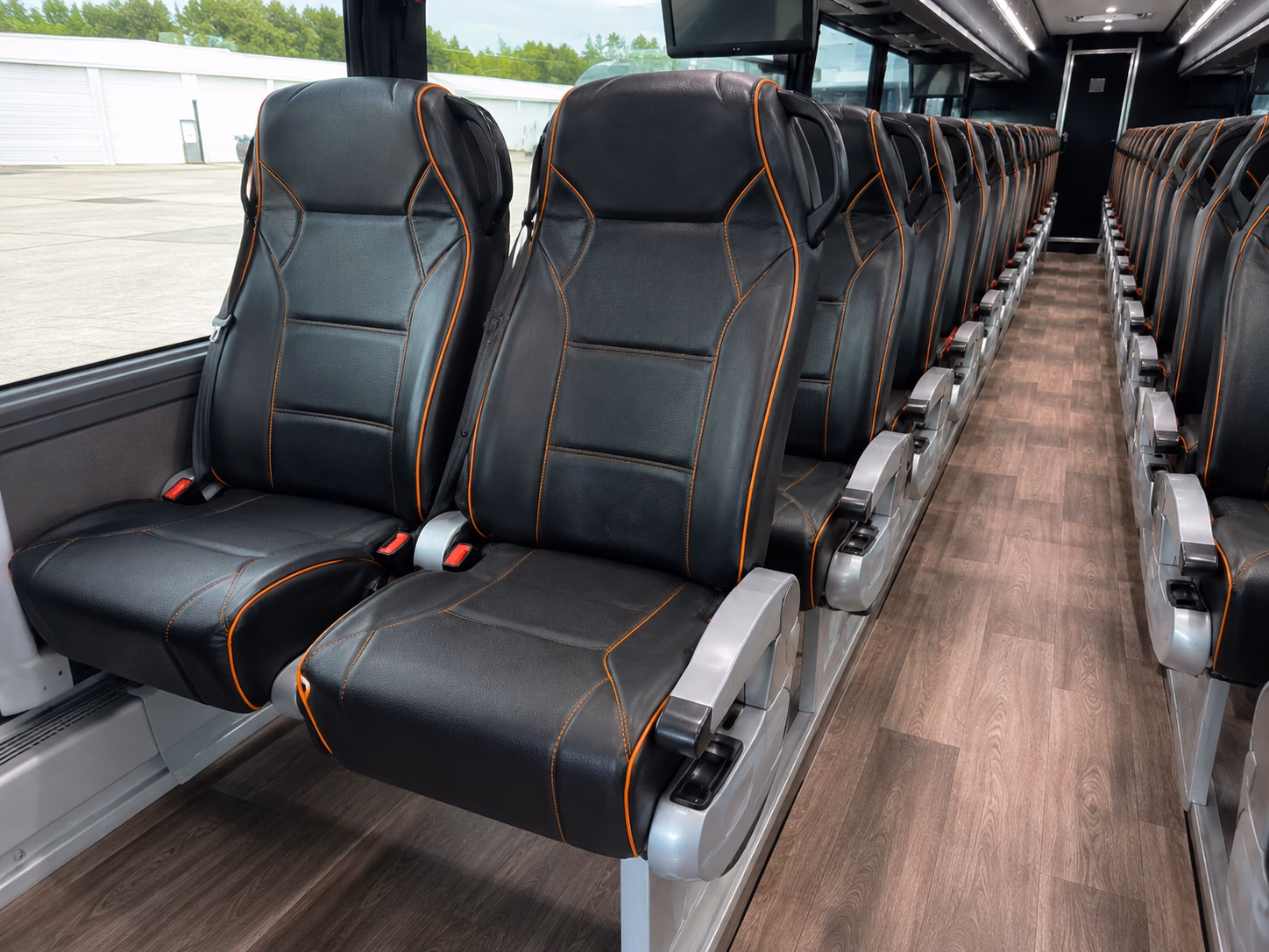carlsbad bring your wine tour group together with a carlsbad charter bus