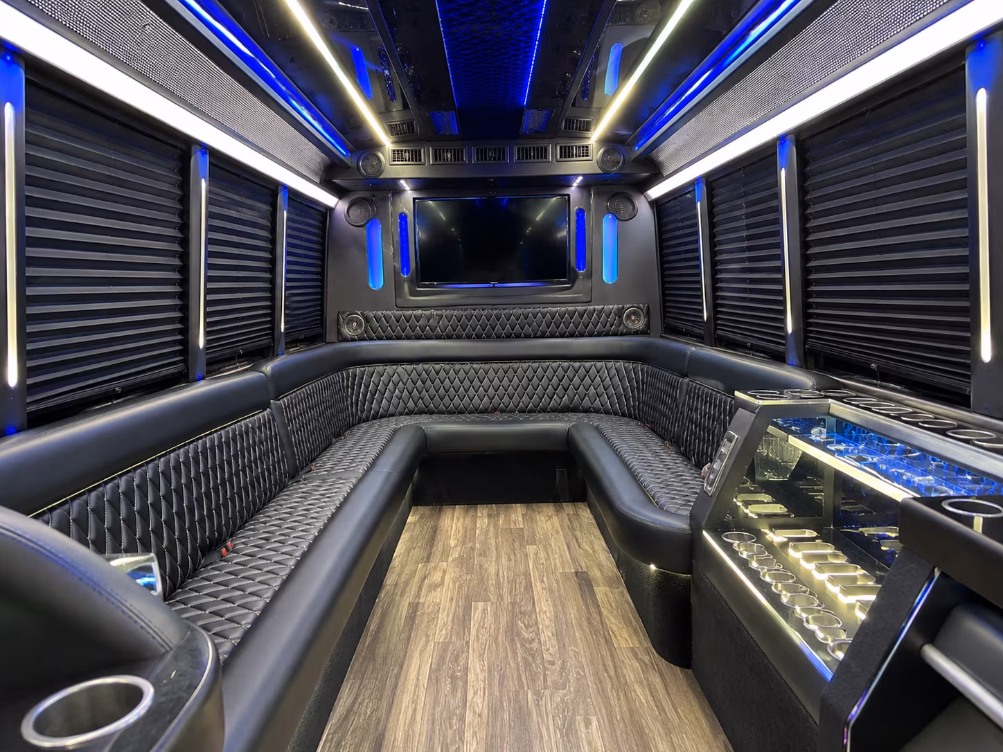 el cajon holiday party bus rental